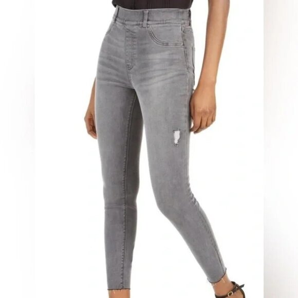 Spanx Distressed Ankle Raw Hem Skinny Jeans - Picture 1 of 9